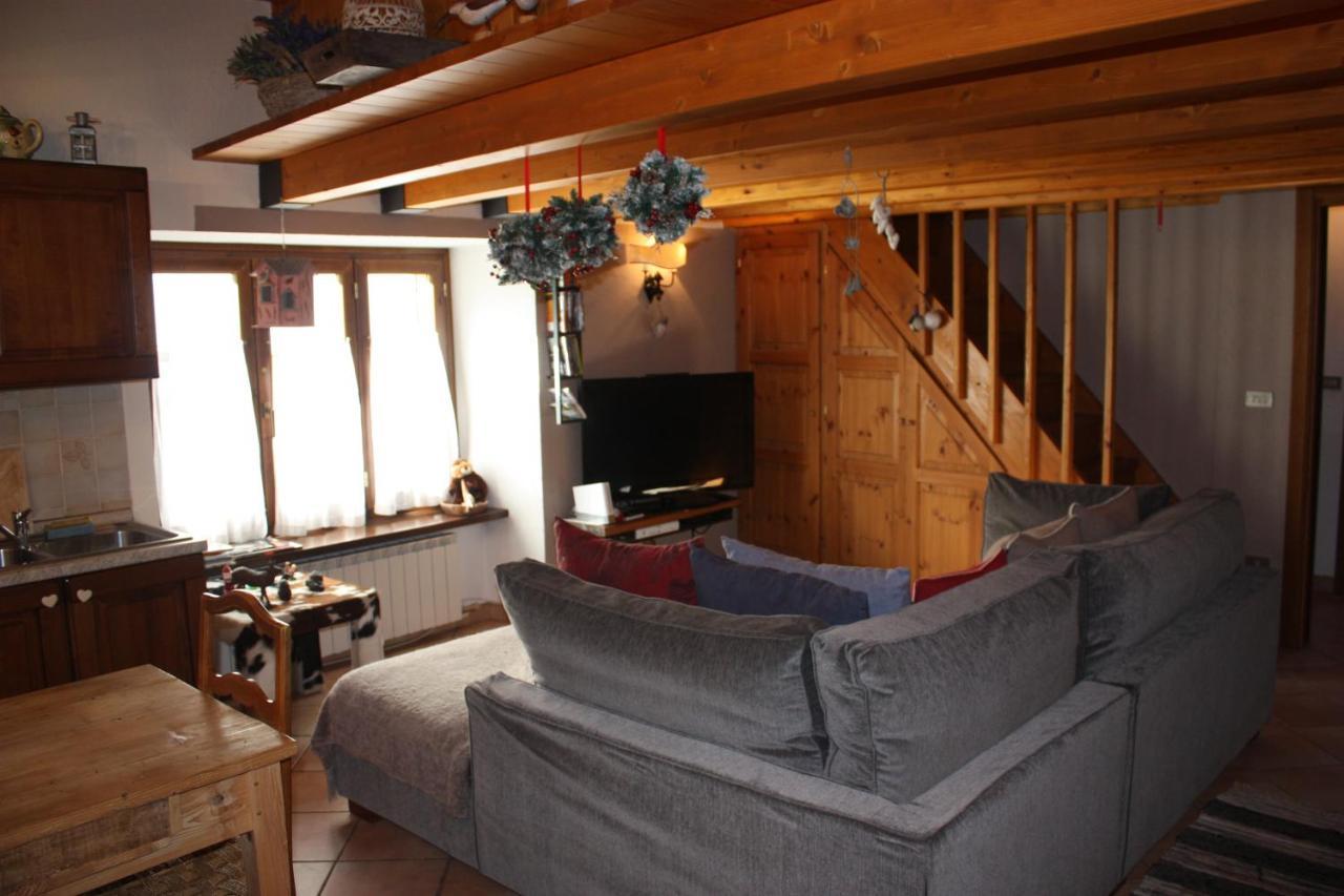 Appartamenti Vista Monte Bianco Courmayeur-Entreves Exterior foto